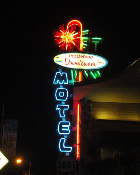 Hollywood Downtowner Motel