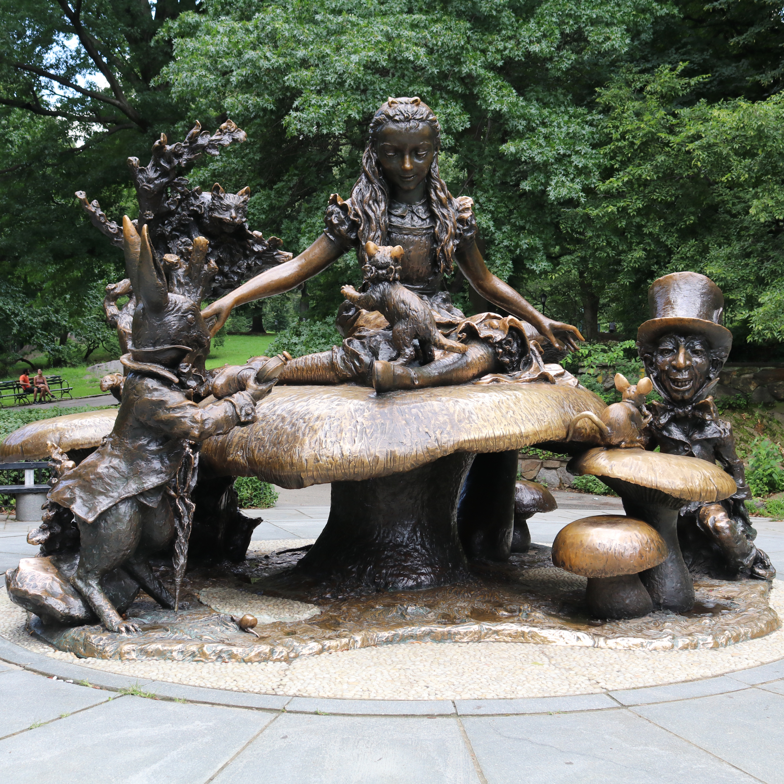 Alice in Wonderland Statue in Central Park, New York City, NY, USA